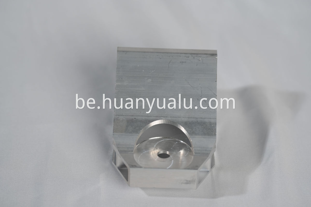 Battery tray